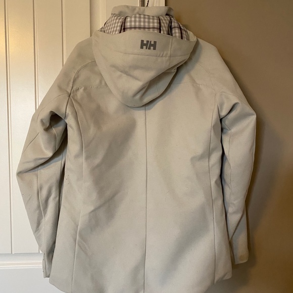 Helly Henson Winter Coat - Picture 2 of 3
